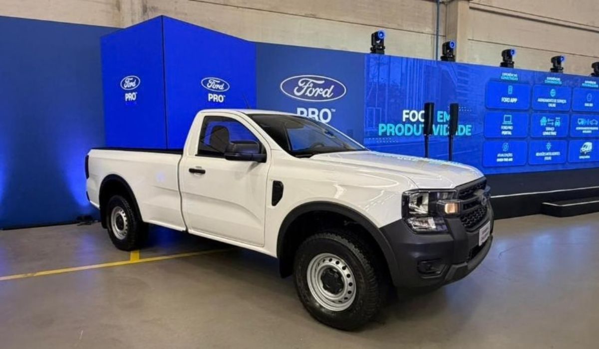 Ford Ranger estreia versões cabine simples e chassi-cabine no Brasil para disputar espaço com Hilux e S10 no segmento de trabalho. (Imagem: Raphael Panaro/UOL)
