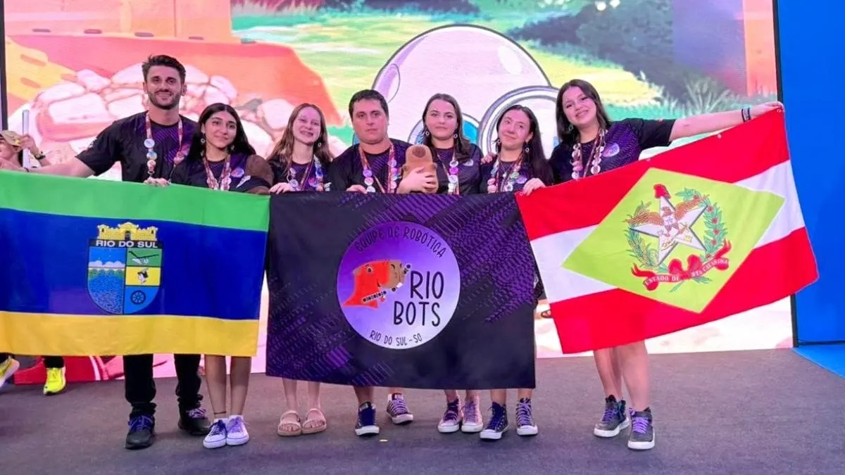 Alunas, Escola pública, Robótica